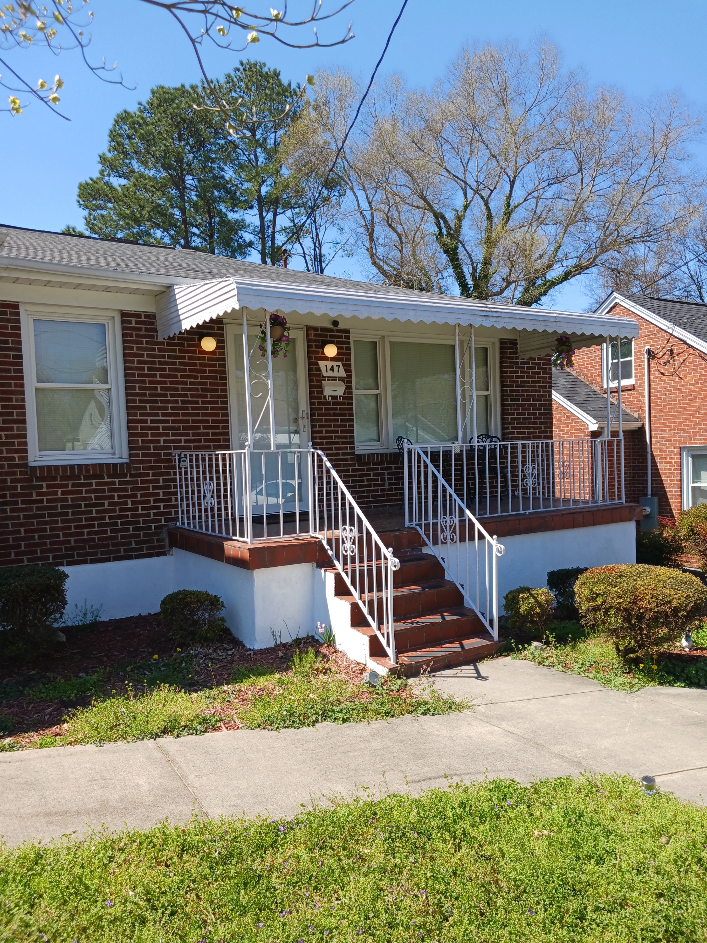147 Benefield St