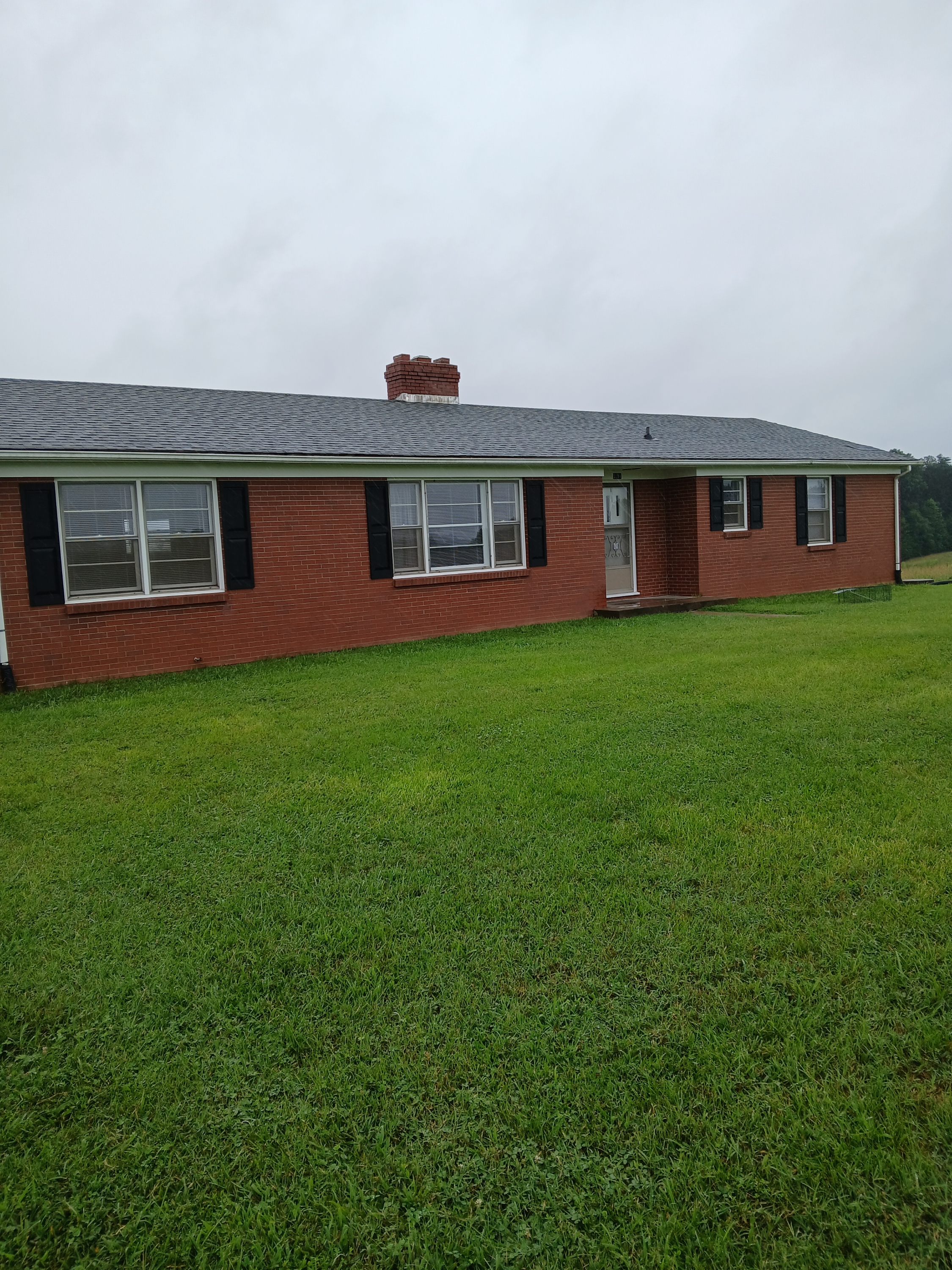 3261 Marion Road