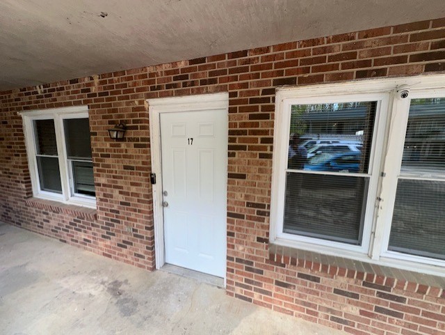 252 Parker Road, Apt 17