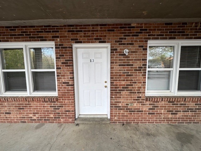 252 Parker Road, Apt 13